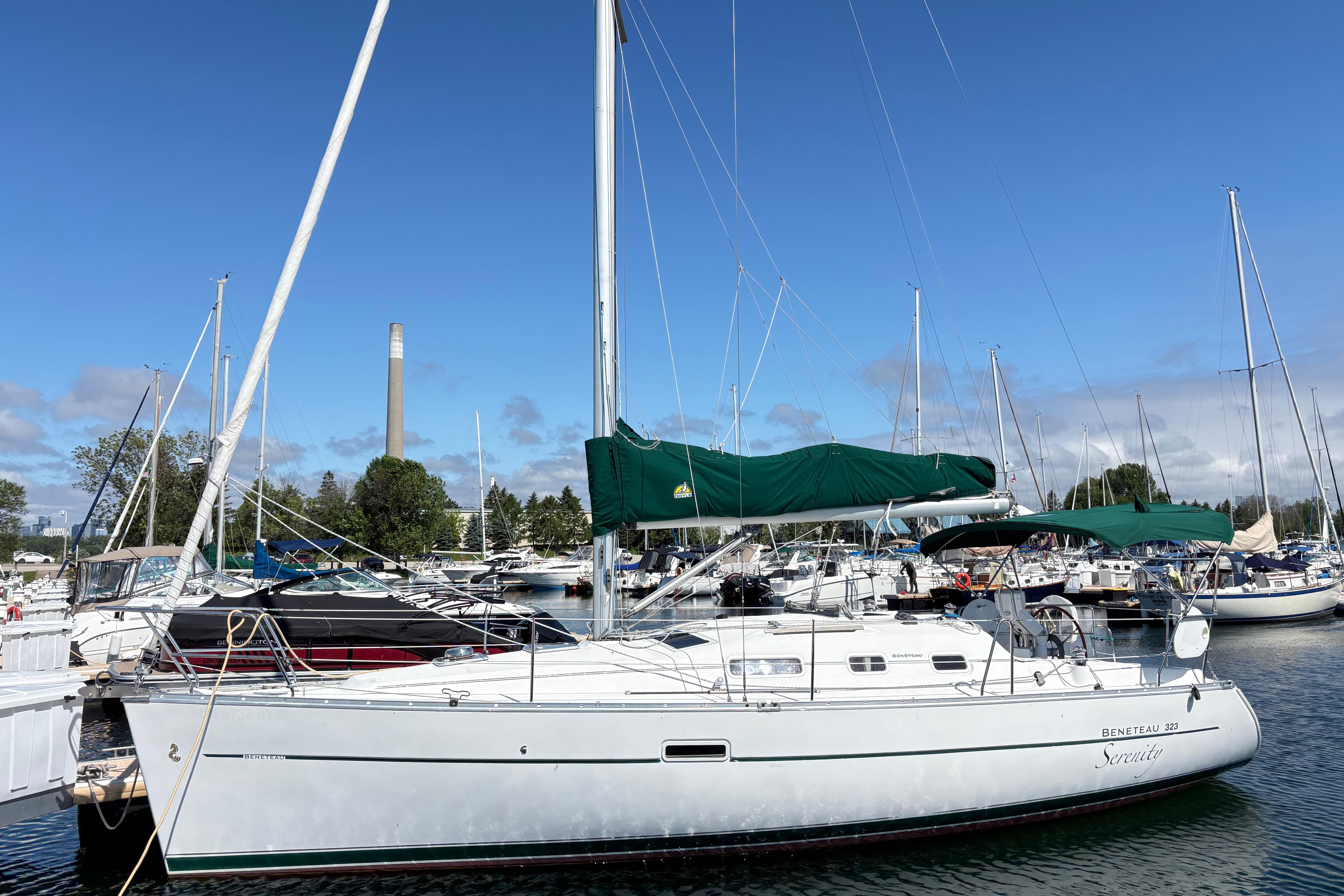 2006 Beneteau 323 for sale in Toronto, Ontario, Canada
