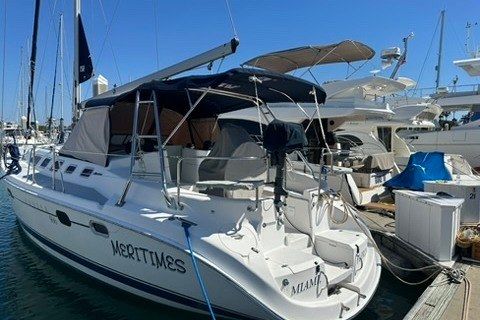 2004 Hunter 466