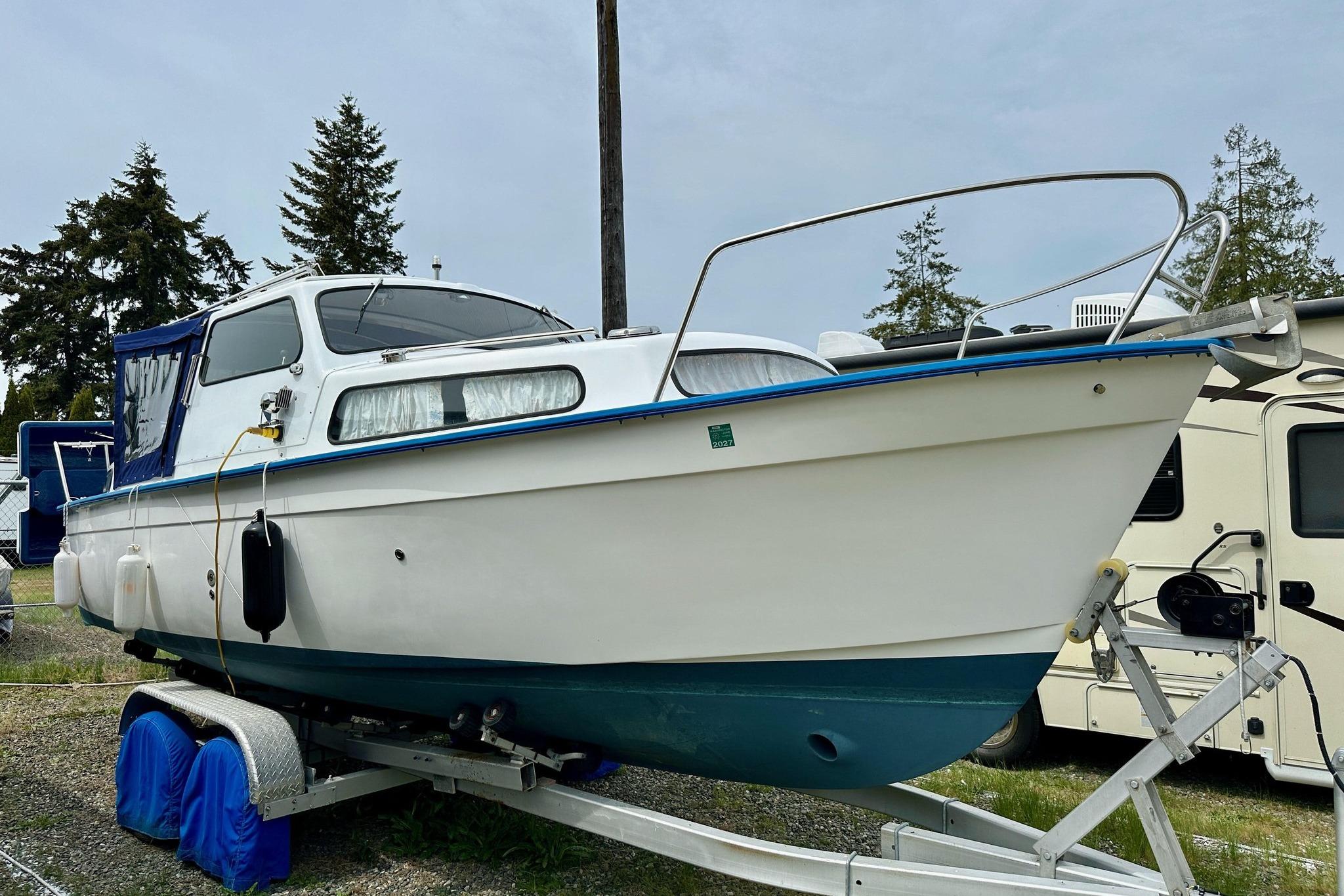 1973 Albin 25