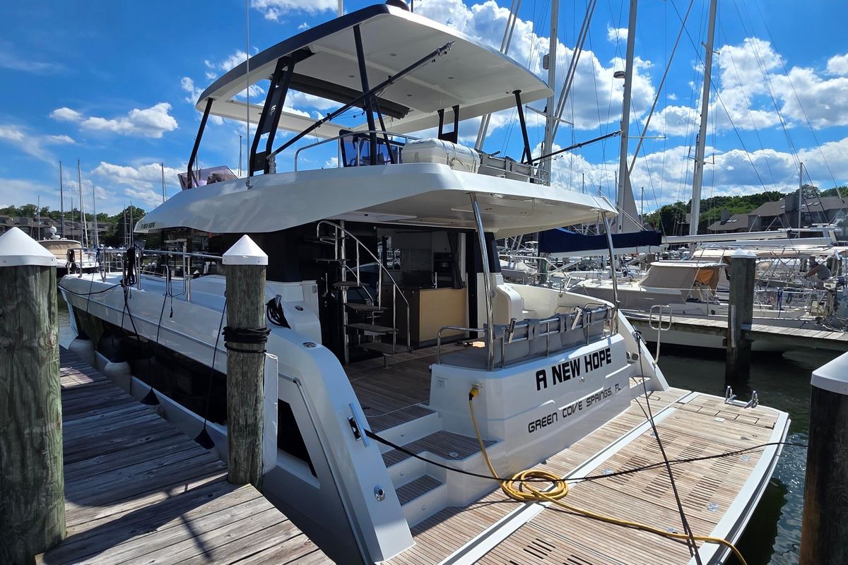 2018 Fountaine Pajot Motor Yacht 44