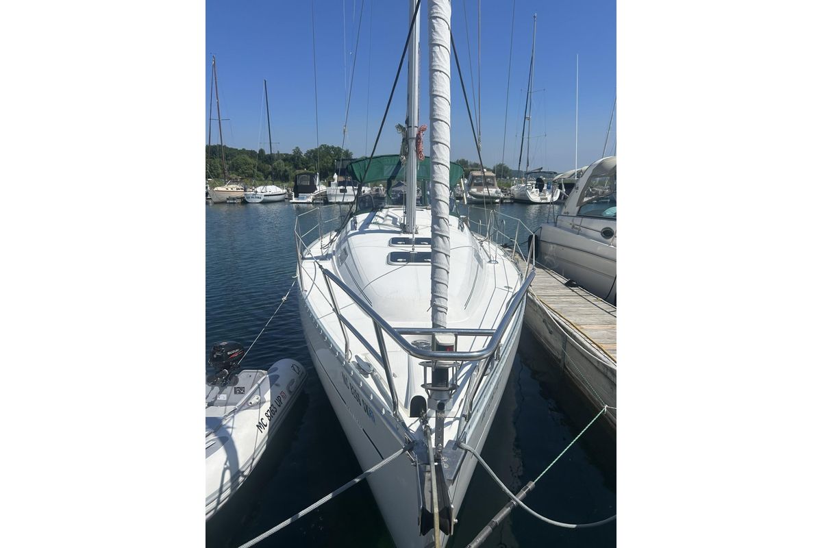 2002 Beneteau Oceanis 331