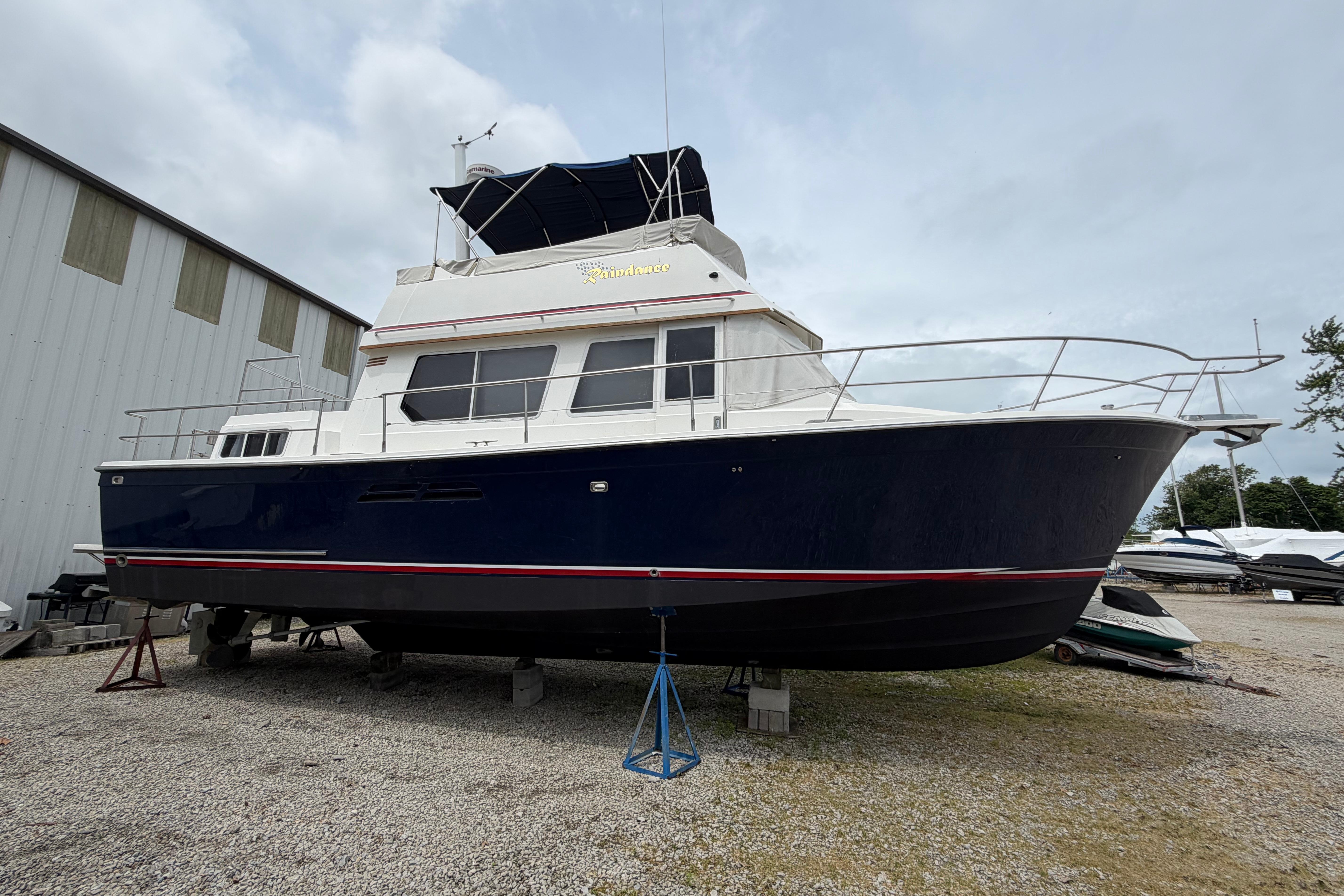 1998 Sabreline 36 Fast Trawler for sale in Port Clinton, Ohio