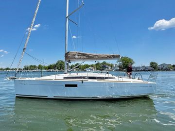 2019 Jeanneau 349 Boats
