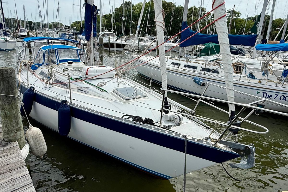 1983 Wauquiez 33