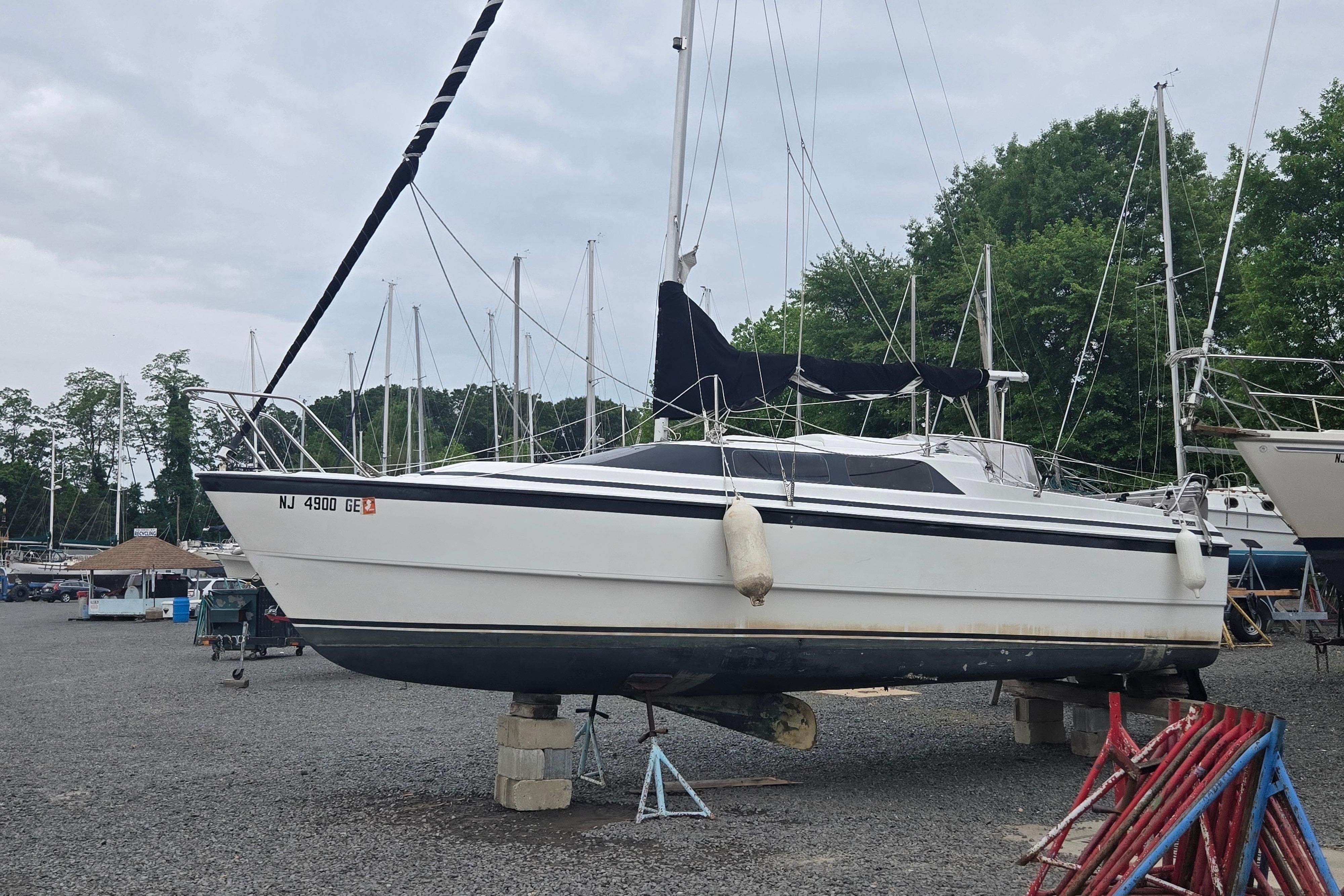 1997 MacGregor 26x for sale in Parlin, New Jersey