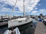 2021 Beneteau Oceanis 35.1