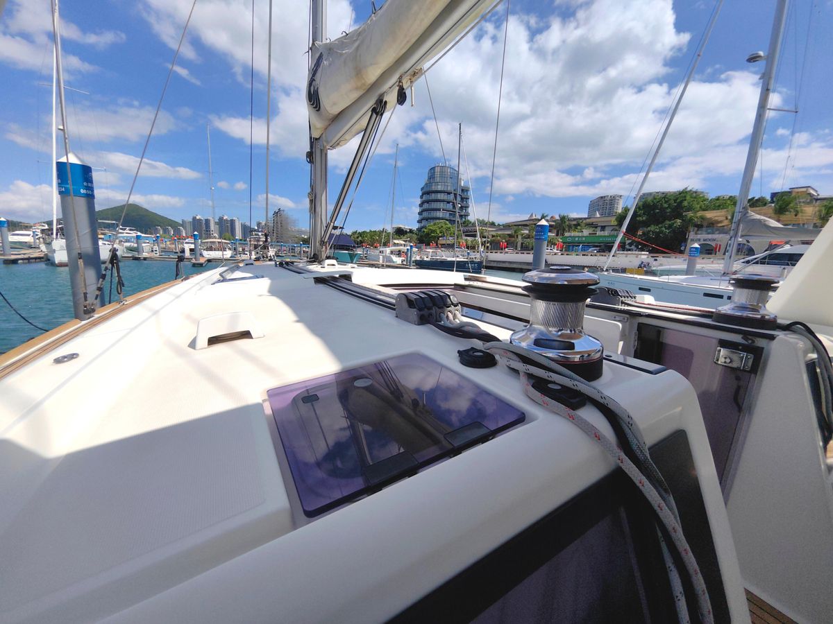 2017 Beneteau Oceanis 48