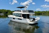 2025 Beneteau Swift Trawler 41 Fly