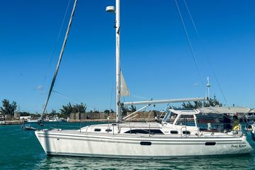 2017 Catalina 385 Boats