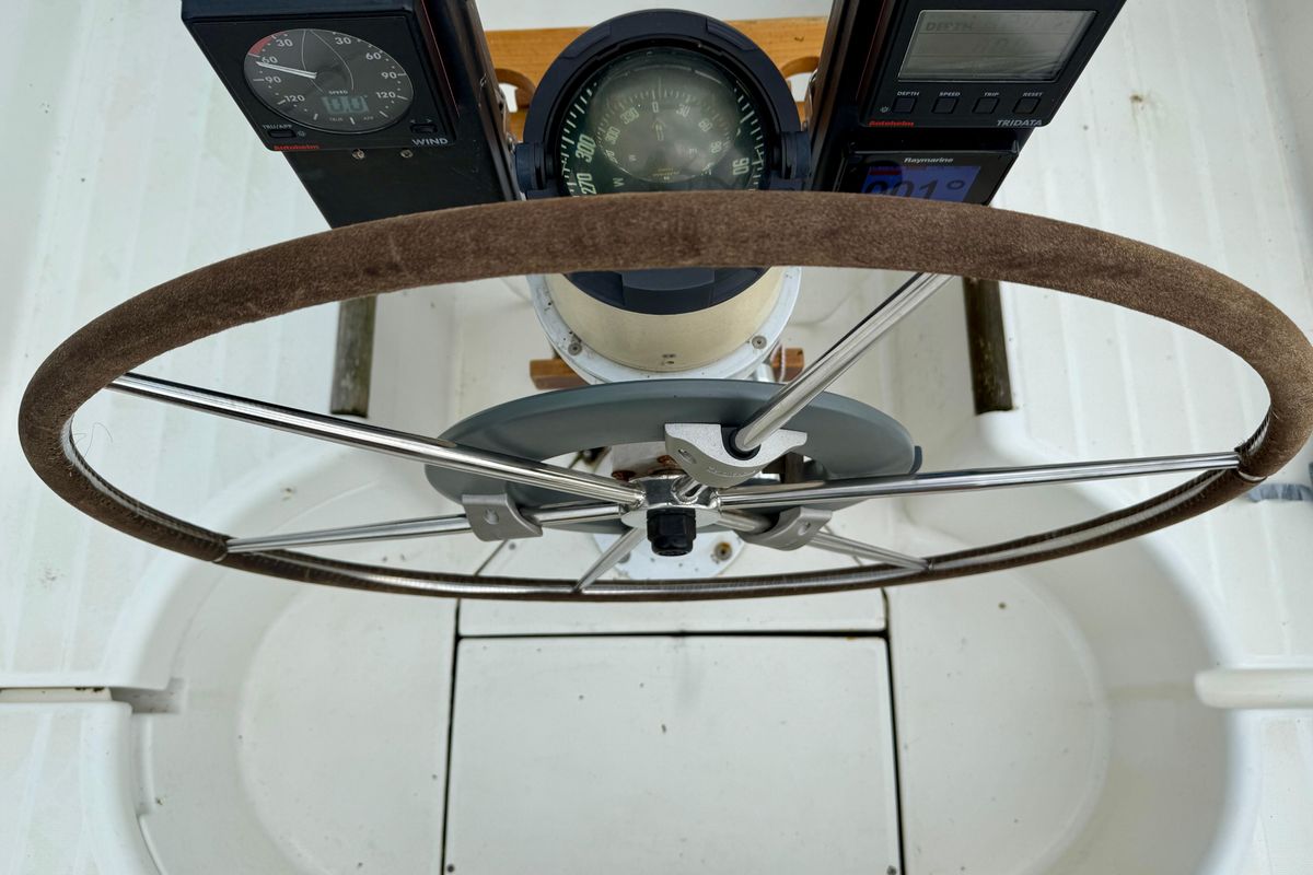 1994 Beneteau Oceanis 321
