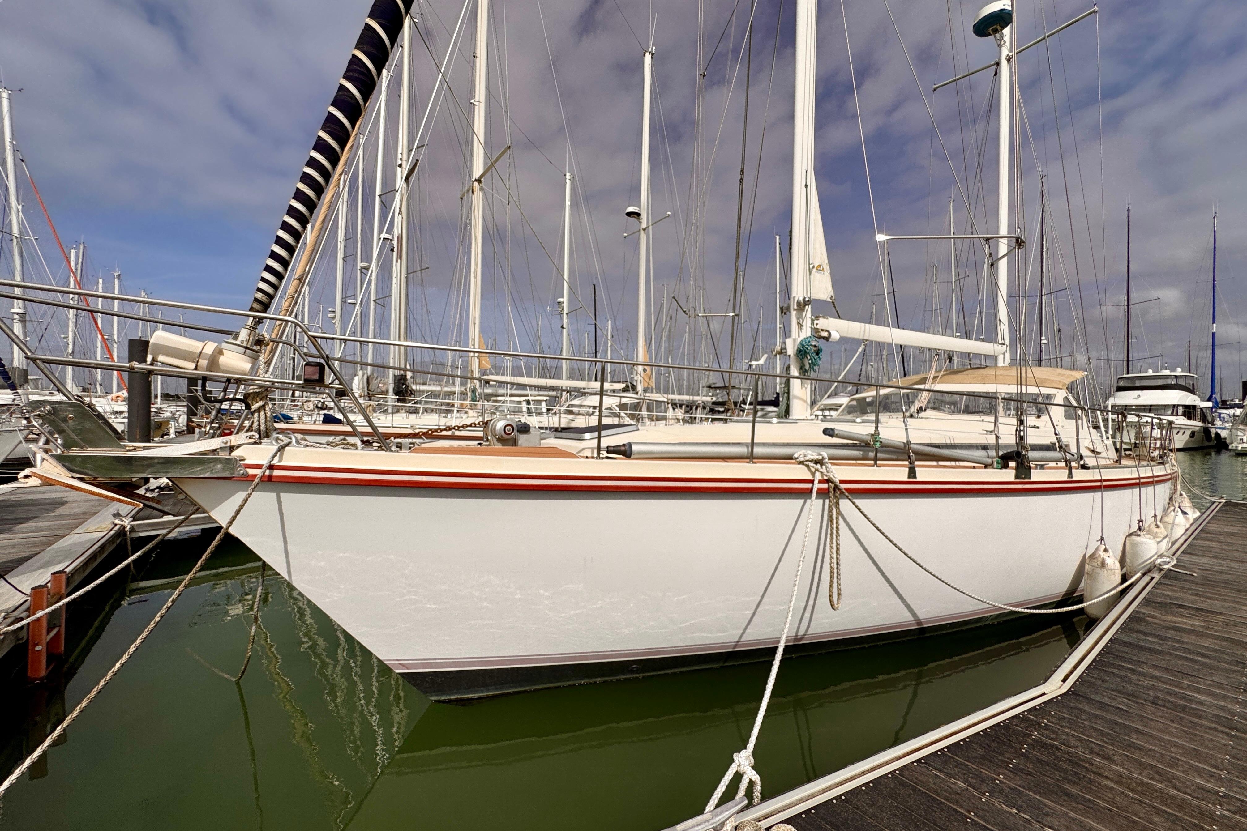 2004 Amel Super Maramu 2000 Red Line for sale in Les Sables-d'Olonne, Vendée, France