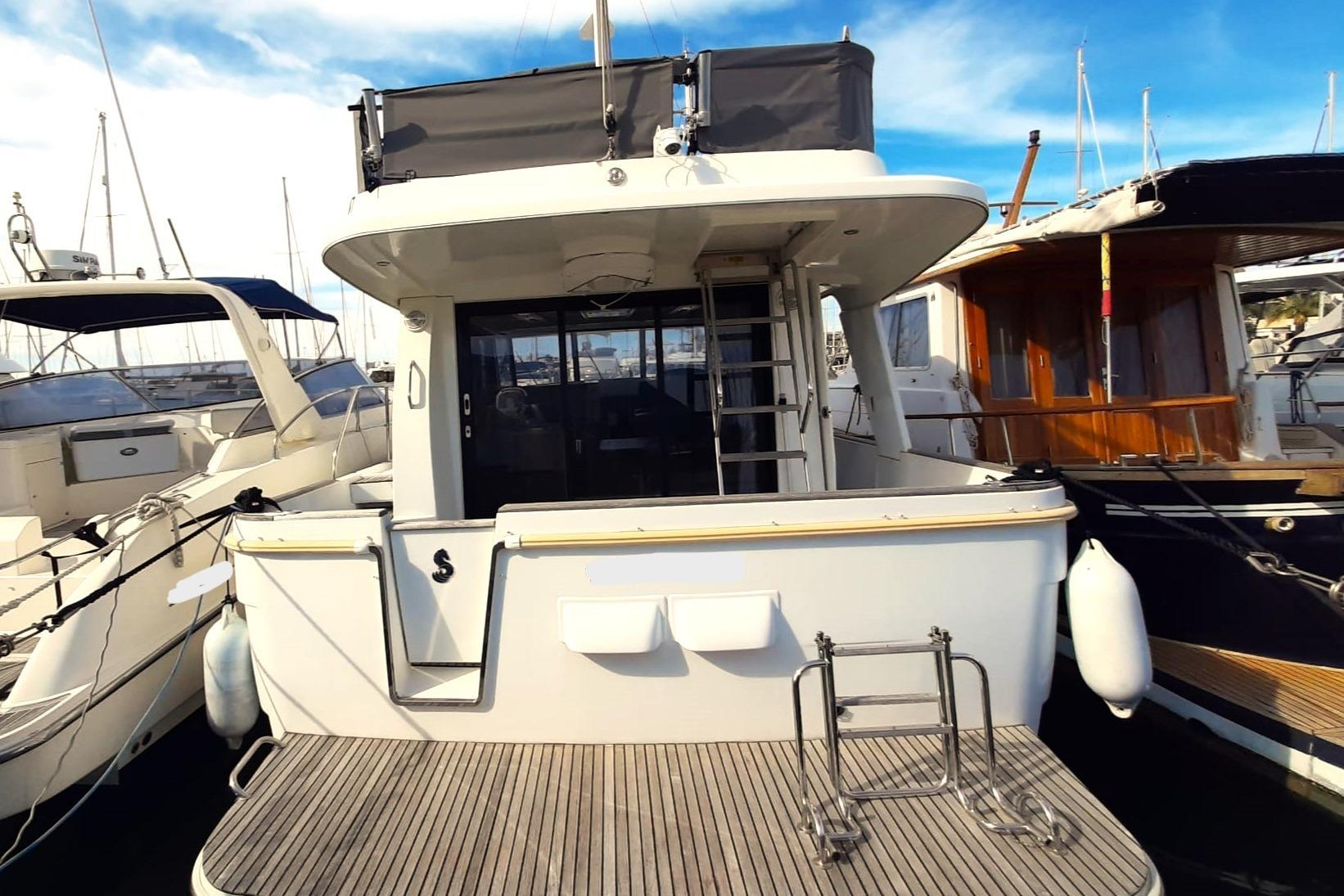 2017 Beneteau Swift Trawler 34 for sale in Dénia, Alicante, Spain