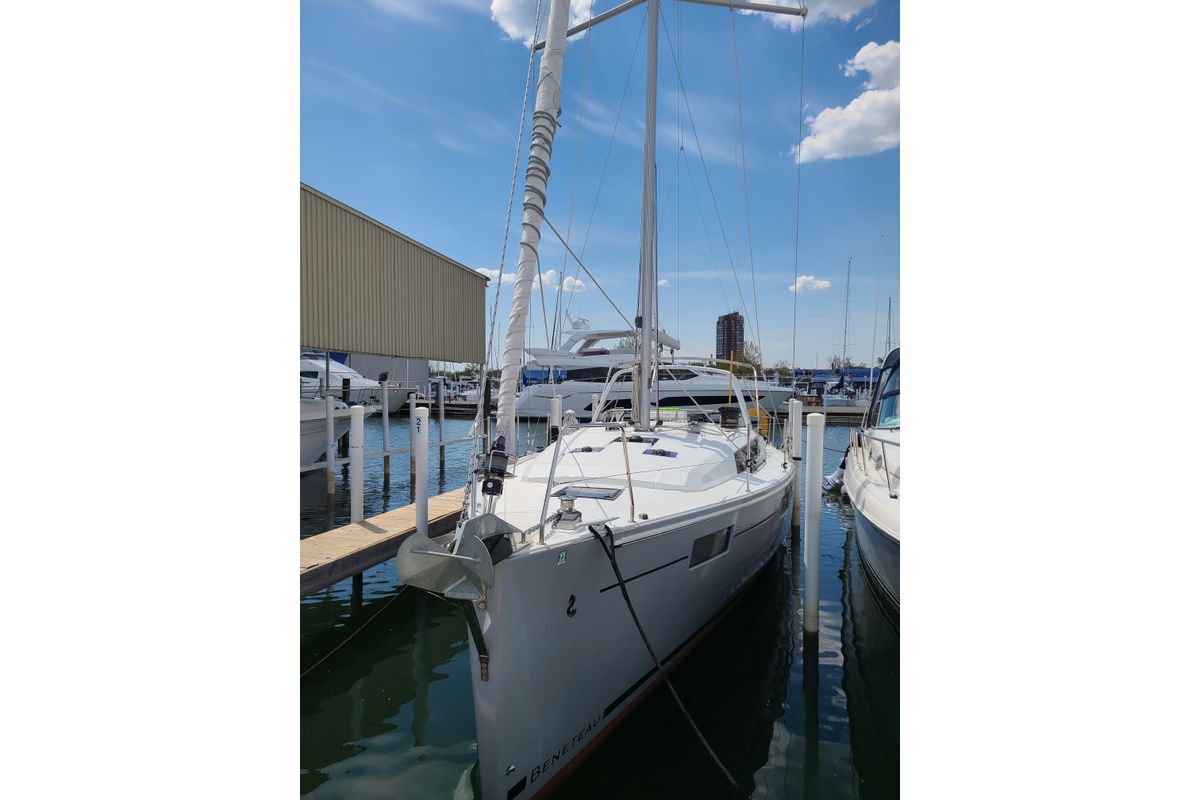 2017 Beneteau Oceanis 41.1