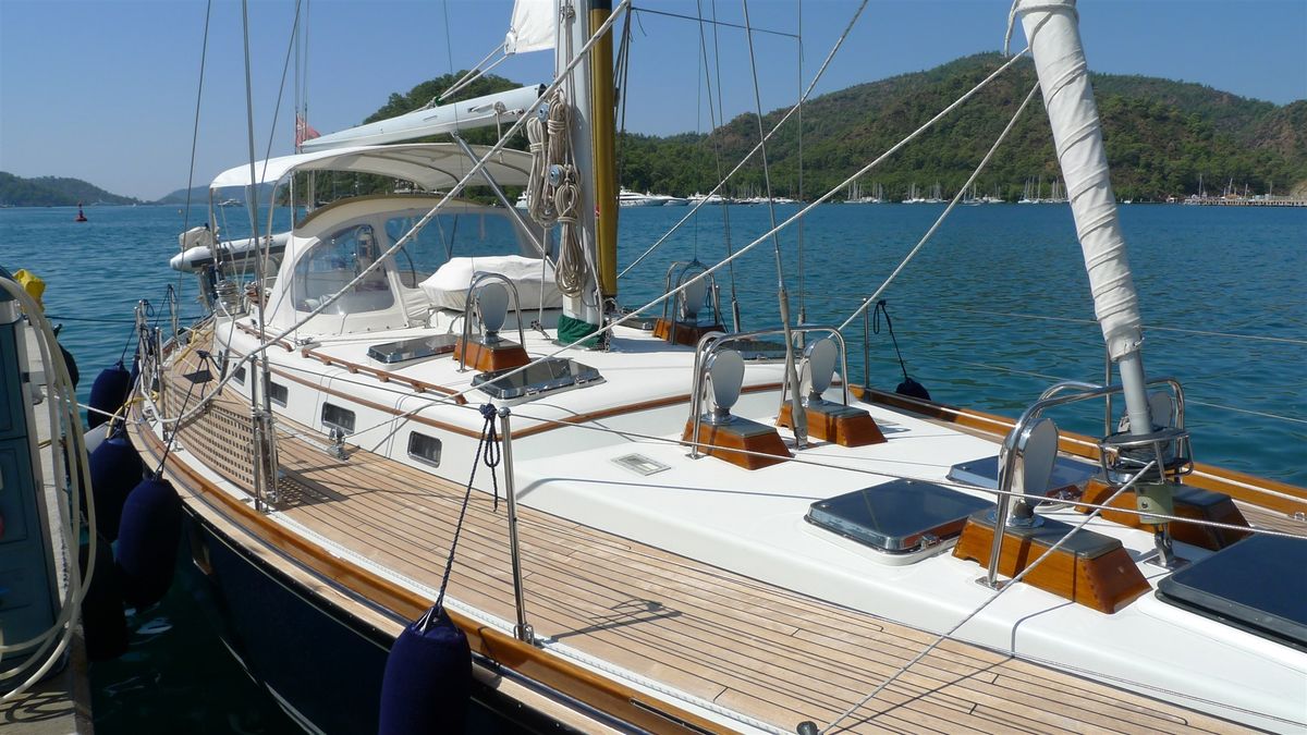 1986 Little Harbor 53