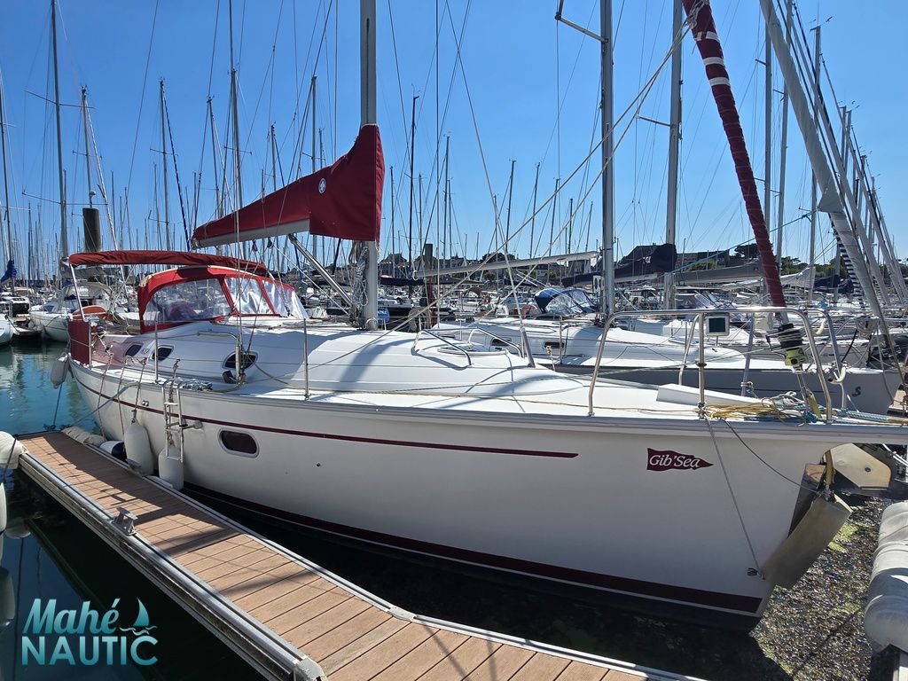 2024 Dufour 37 Boats