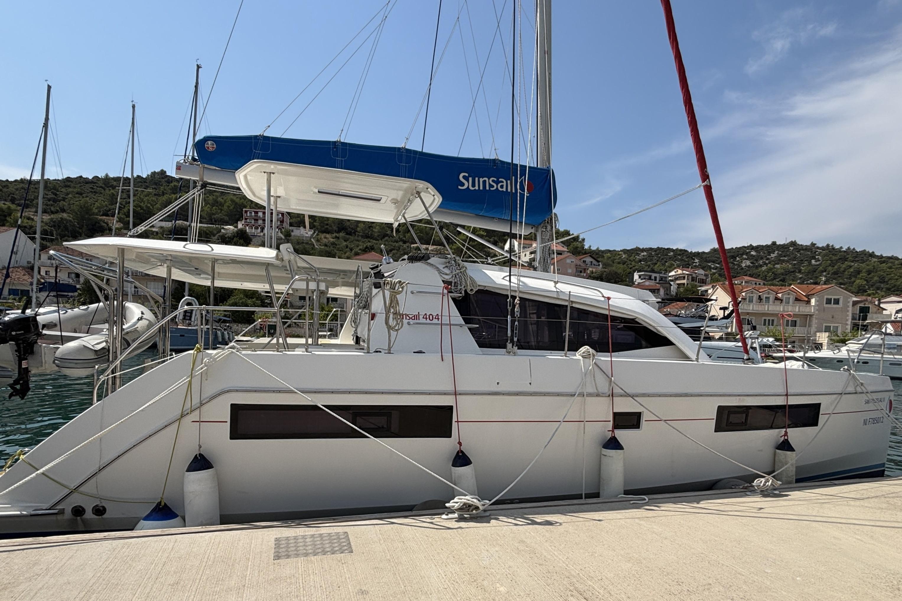 2019 Leopard 40