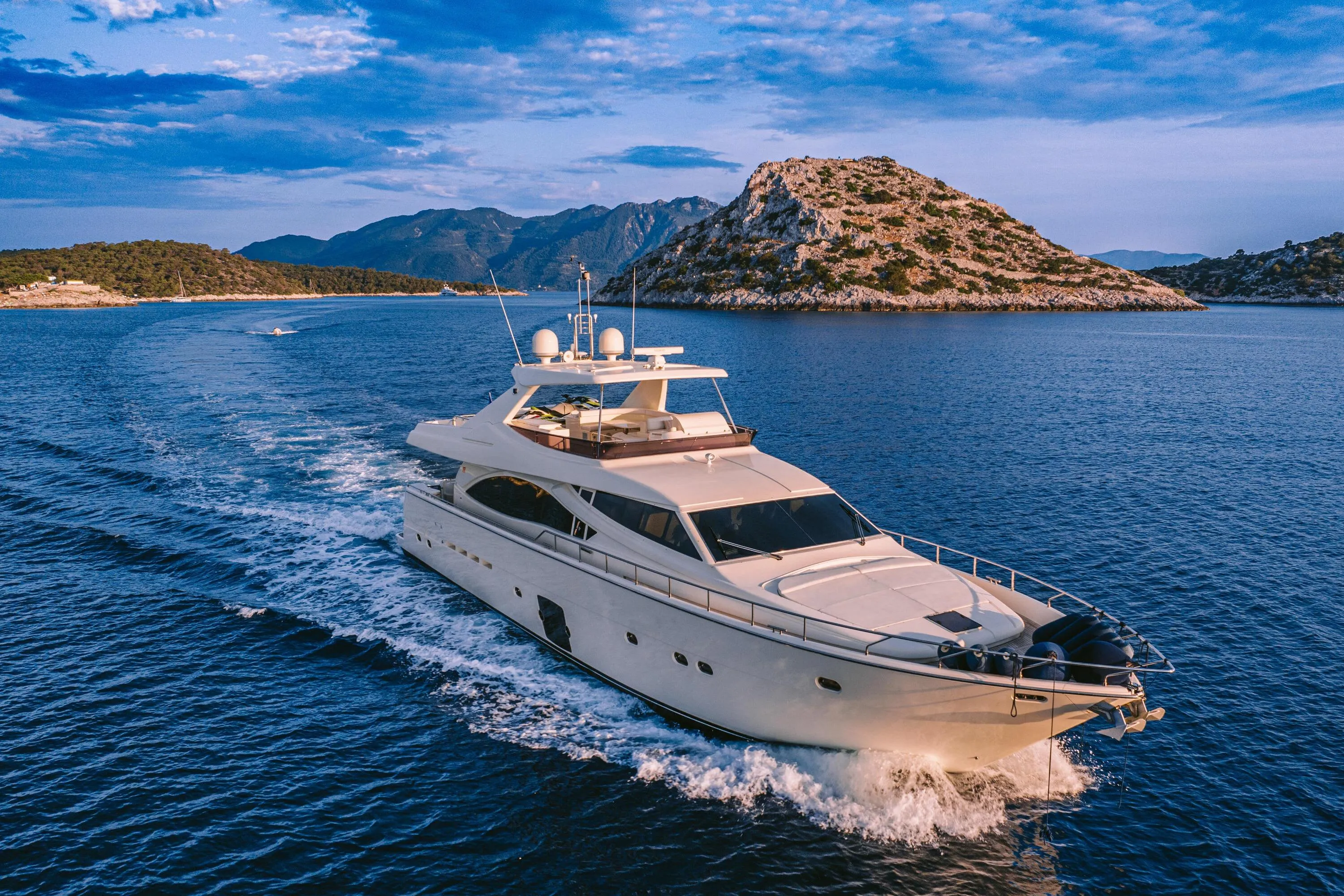 2009 Maybe Not 272' Ferretti Yachts