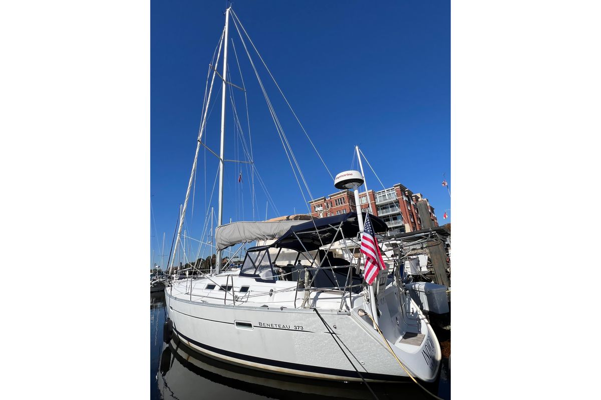 2007 Beneteau 373