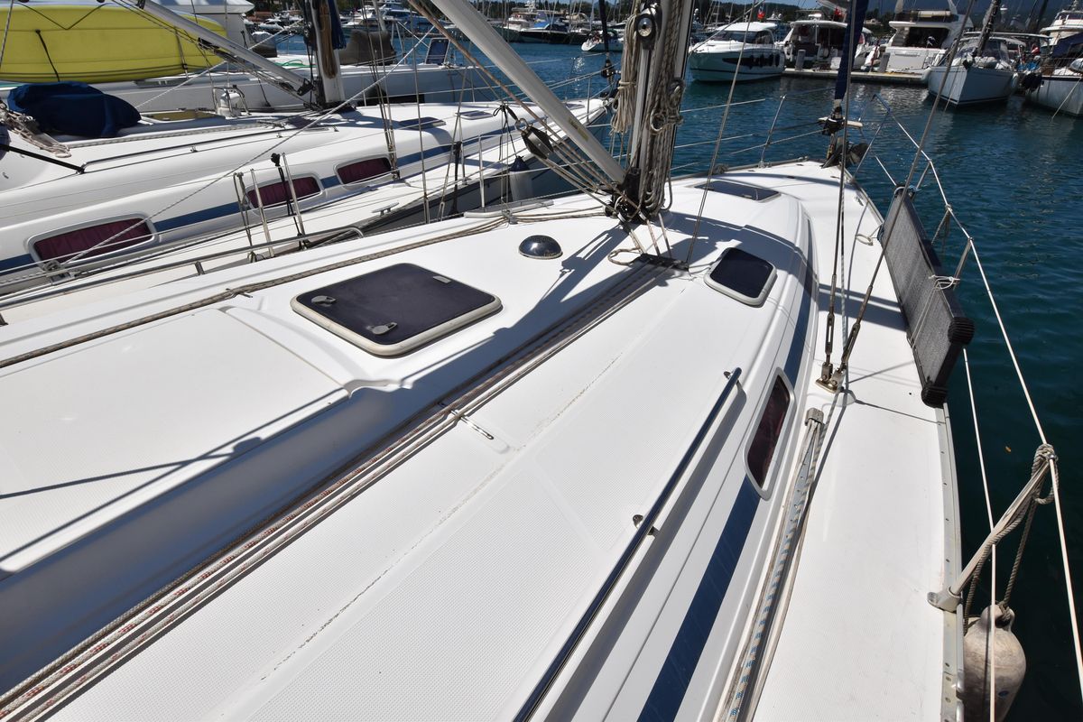 2003 Bavaria 38