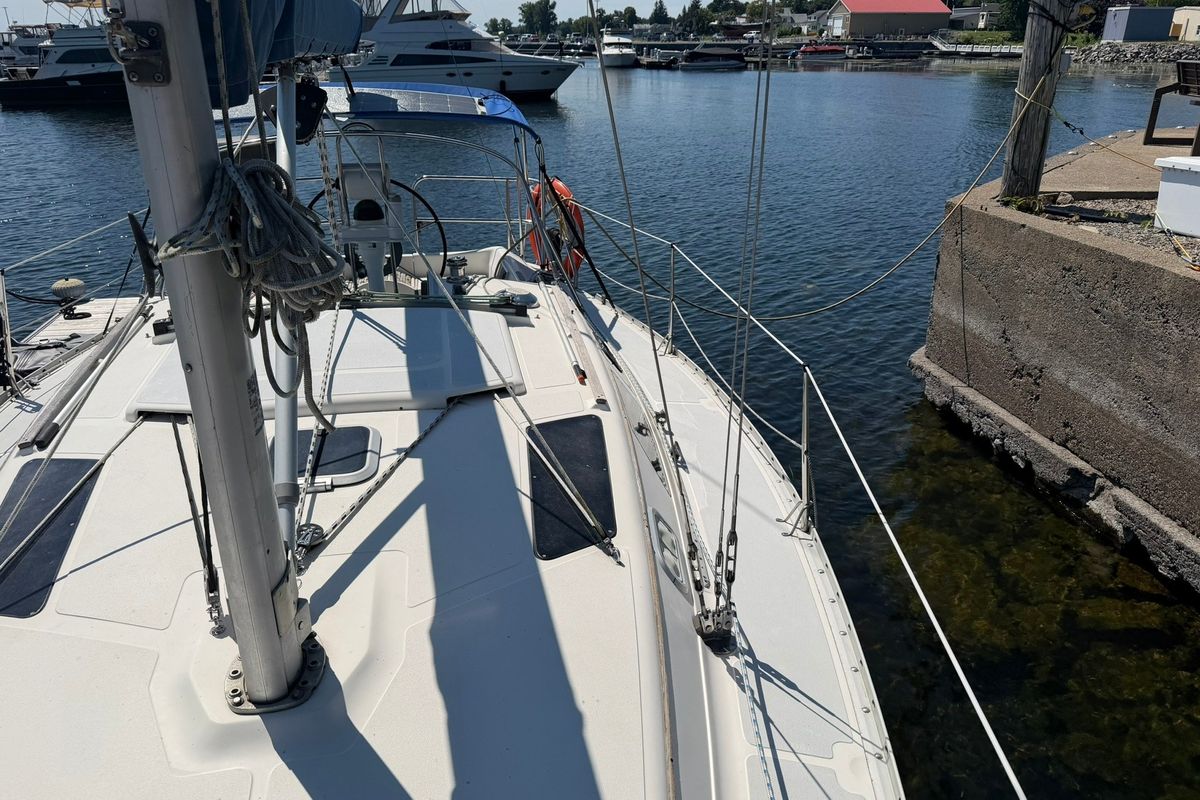 1990 Hunter 30