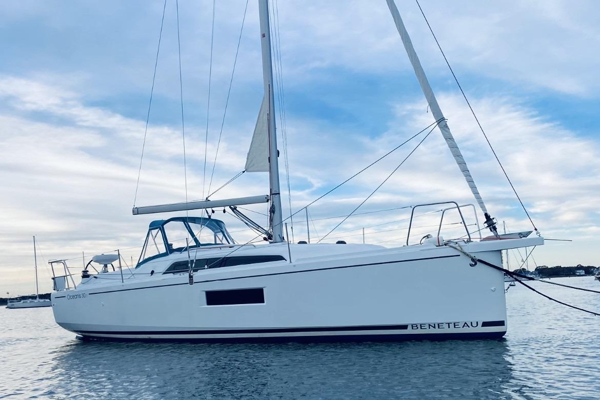 2021 Beneteau Oceanis 30.1 for sale in South Dartmouth, Massachusetts