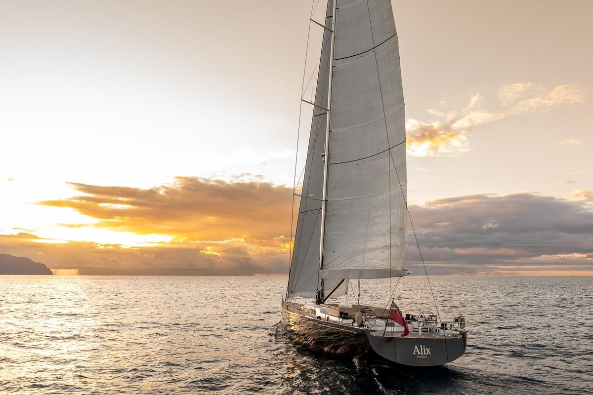 2021 Nautor Swan 98