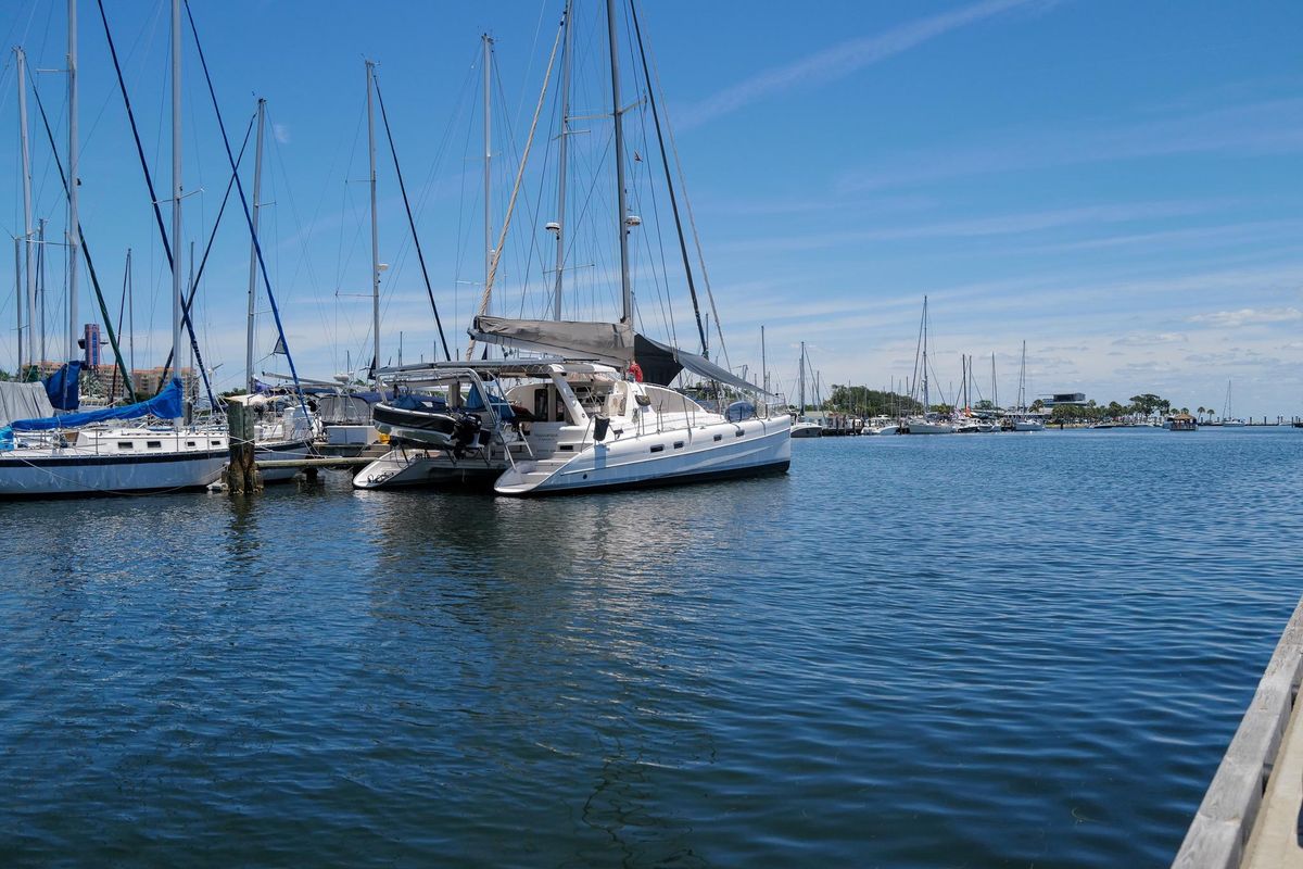 2006 Leopard 43 for sale in St Petersburg, Florida 43 ft