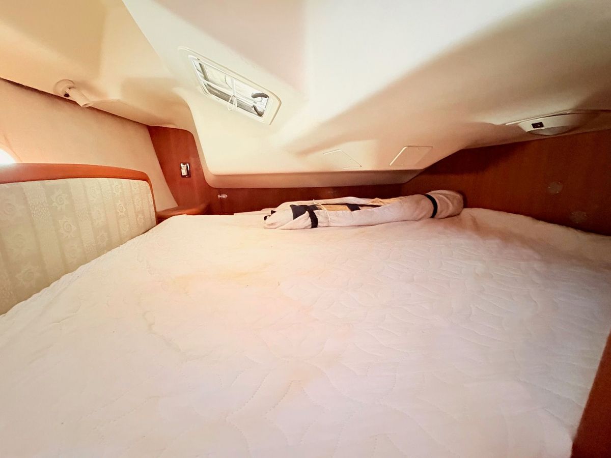 2003 Hunter 356