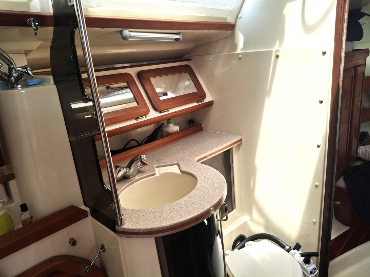 1992 Hunter Legend 37.5