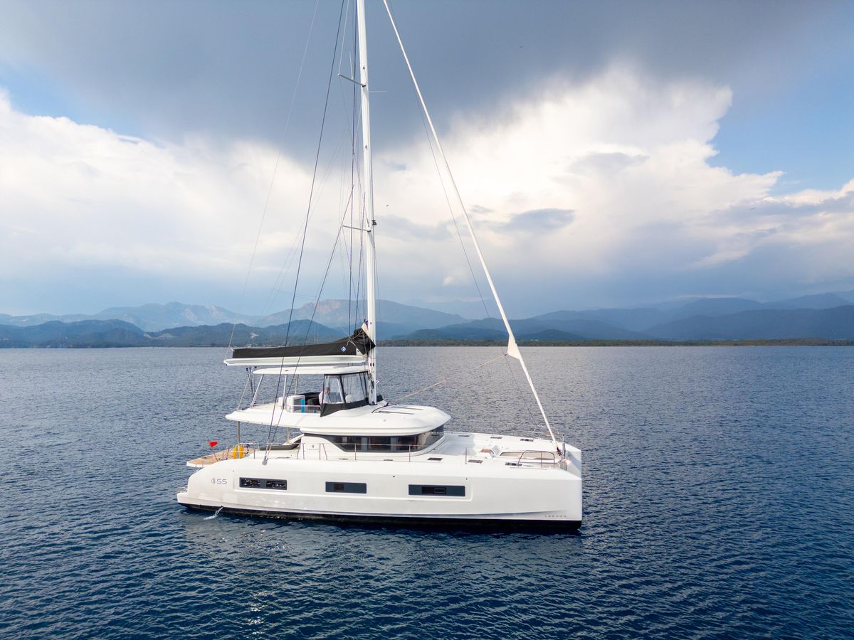 2024 Lagoon 55