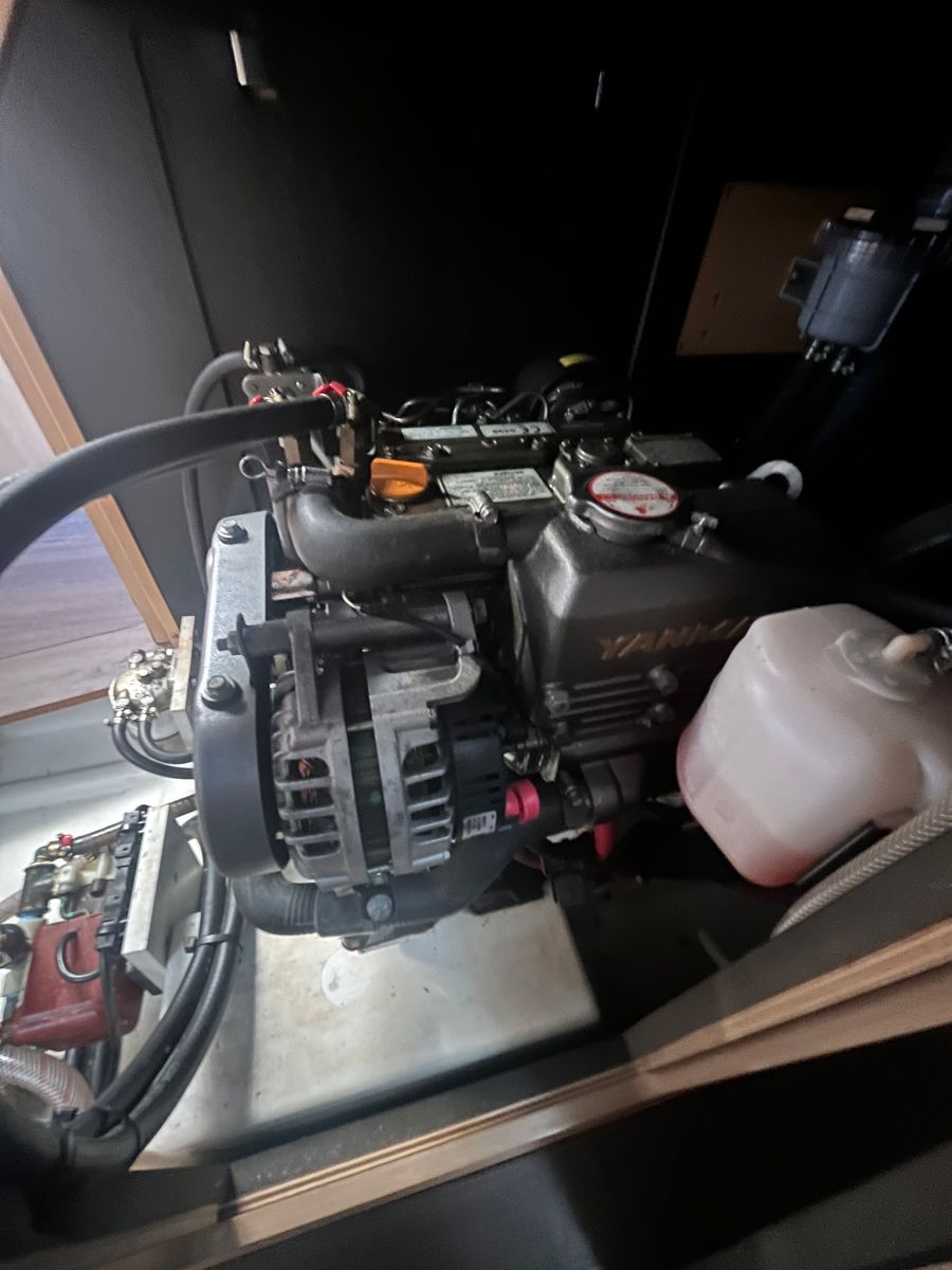 2019 Beneteau Oceanis 38.1