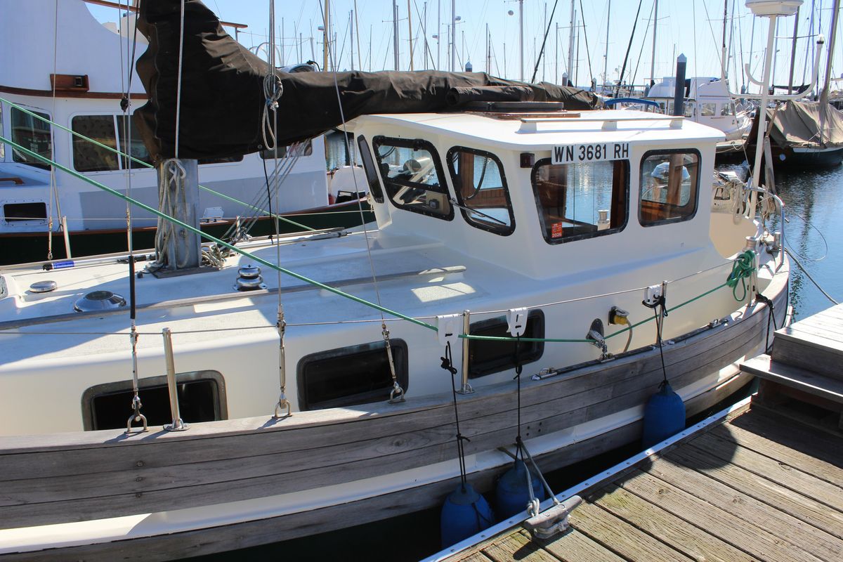 1972 Fisher 30