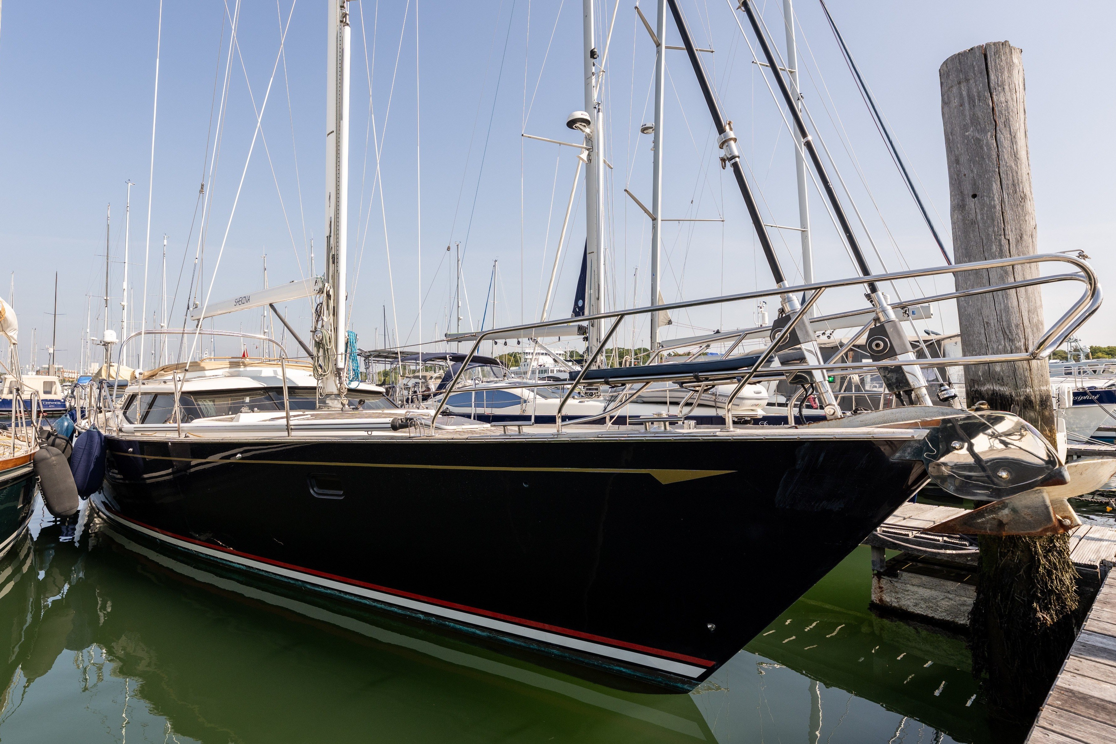 2012 Discovery 55