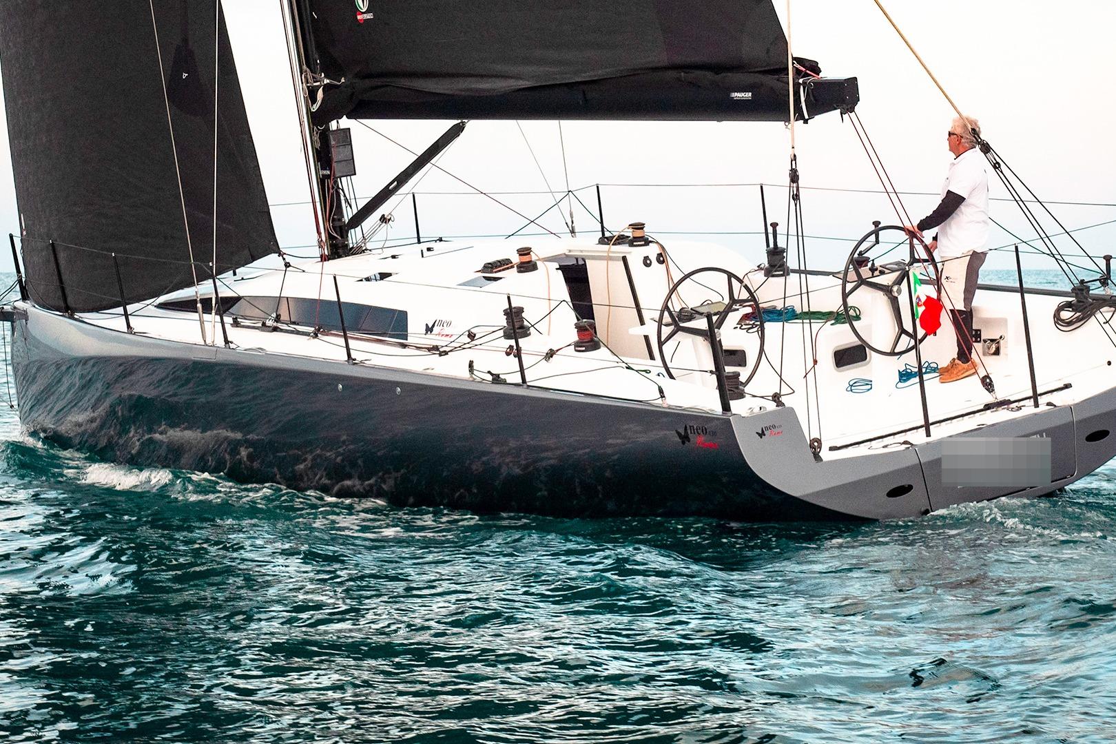 2024 Neo 430 Roma Boats