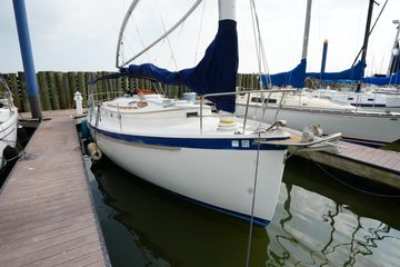 1984 Nonsuch 30 Ultra Boats