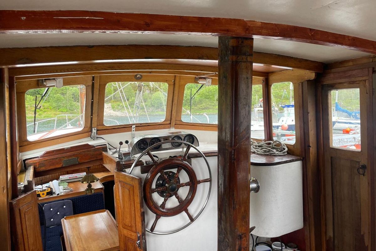 1980 Island Trader 46