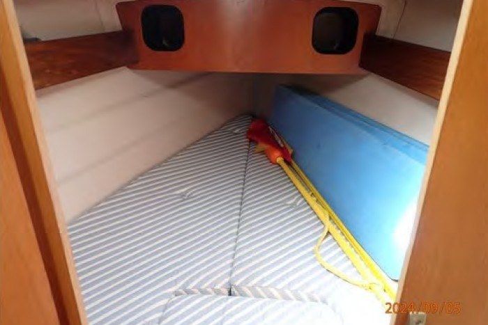 1985 Beneteau First 305