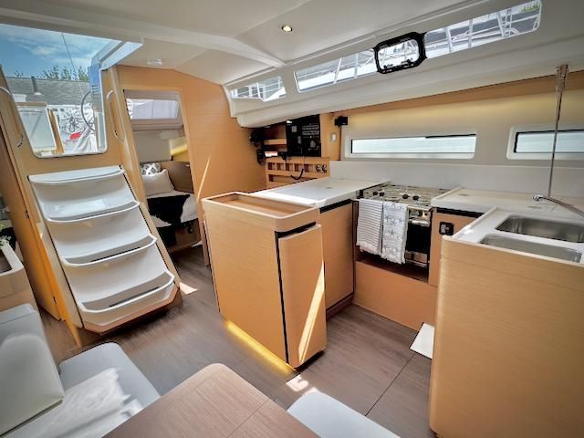 2023 Jeanneau Sun Odyssey 440