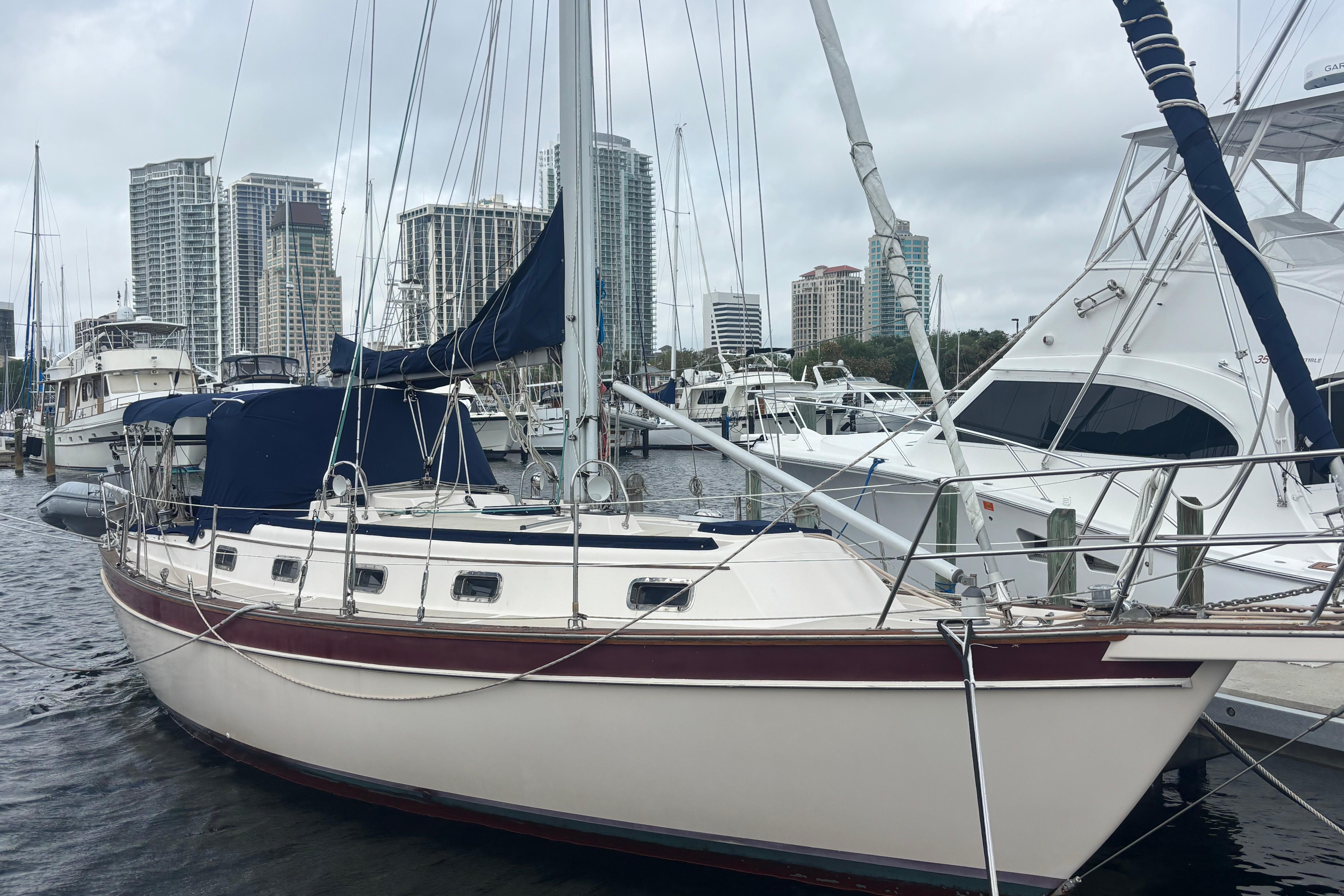 1995 Island Packet 37 for sale in St Petersburg, Florida