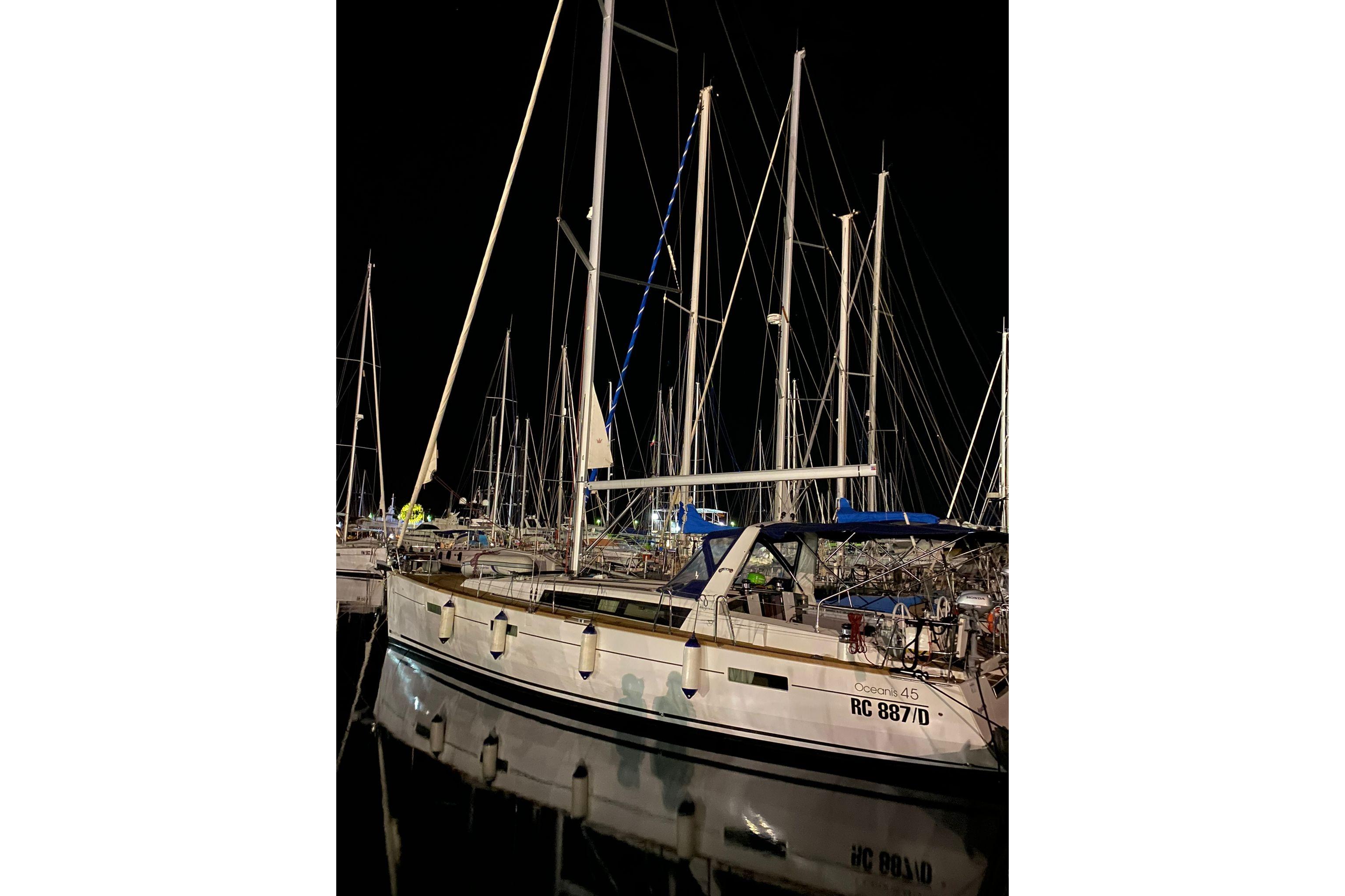2017 Beneteau Oceanis 45