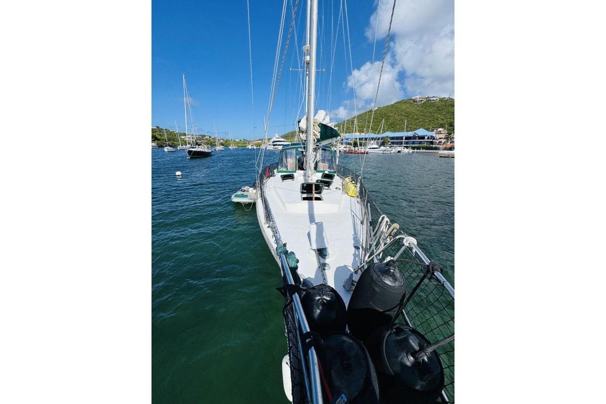 1982 Irwin 41 CC Ketch