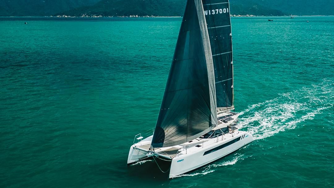 2027 Seawind 1370