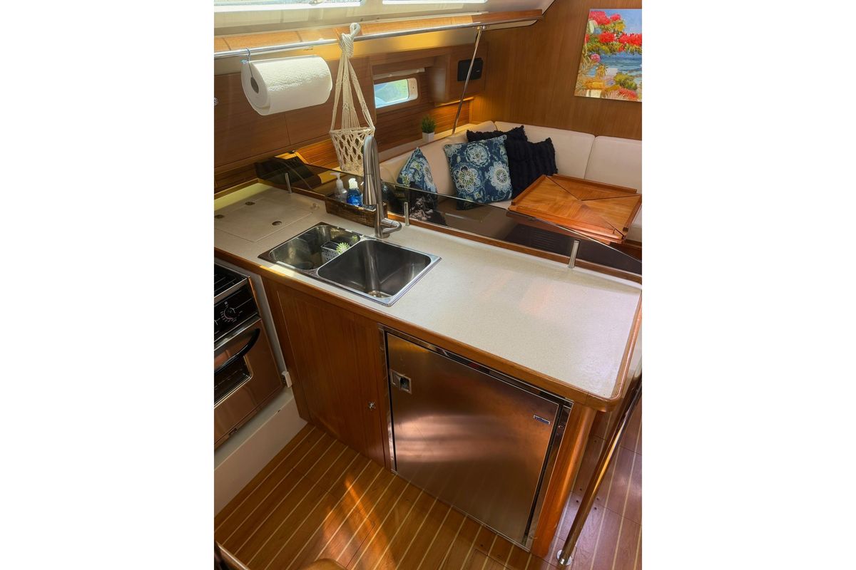 2015 Catalina 445