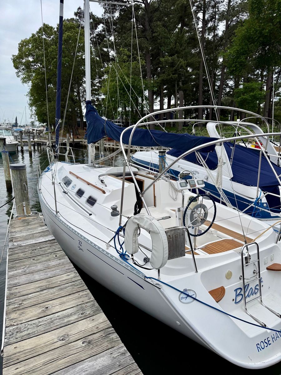 2000 Dufour 32 Classic