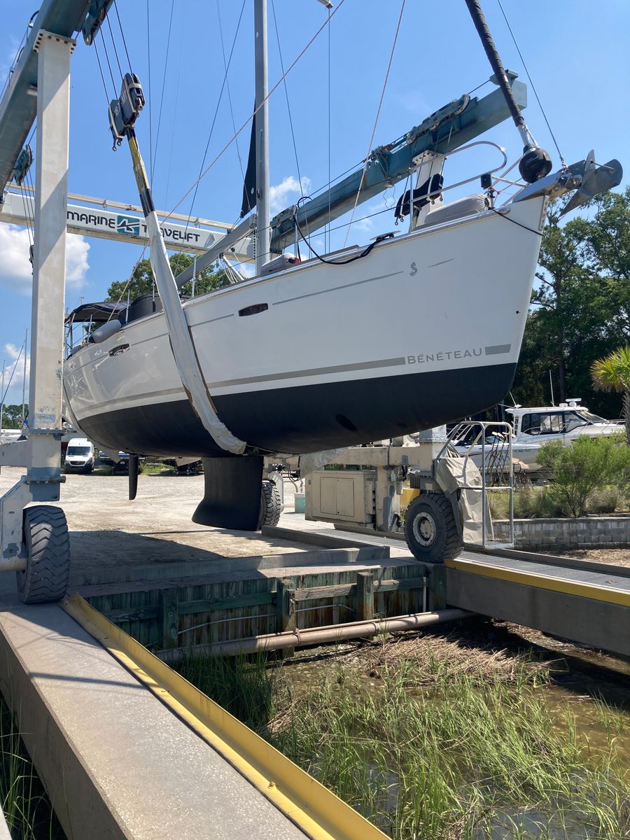 2009 Beneteau 49