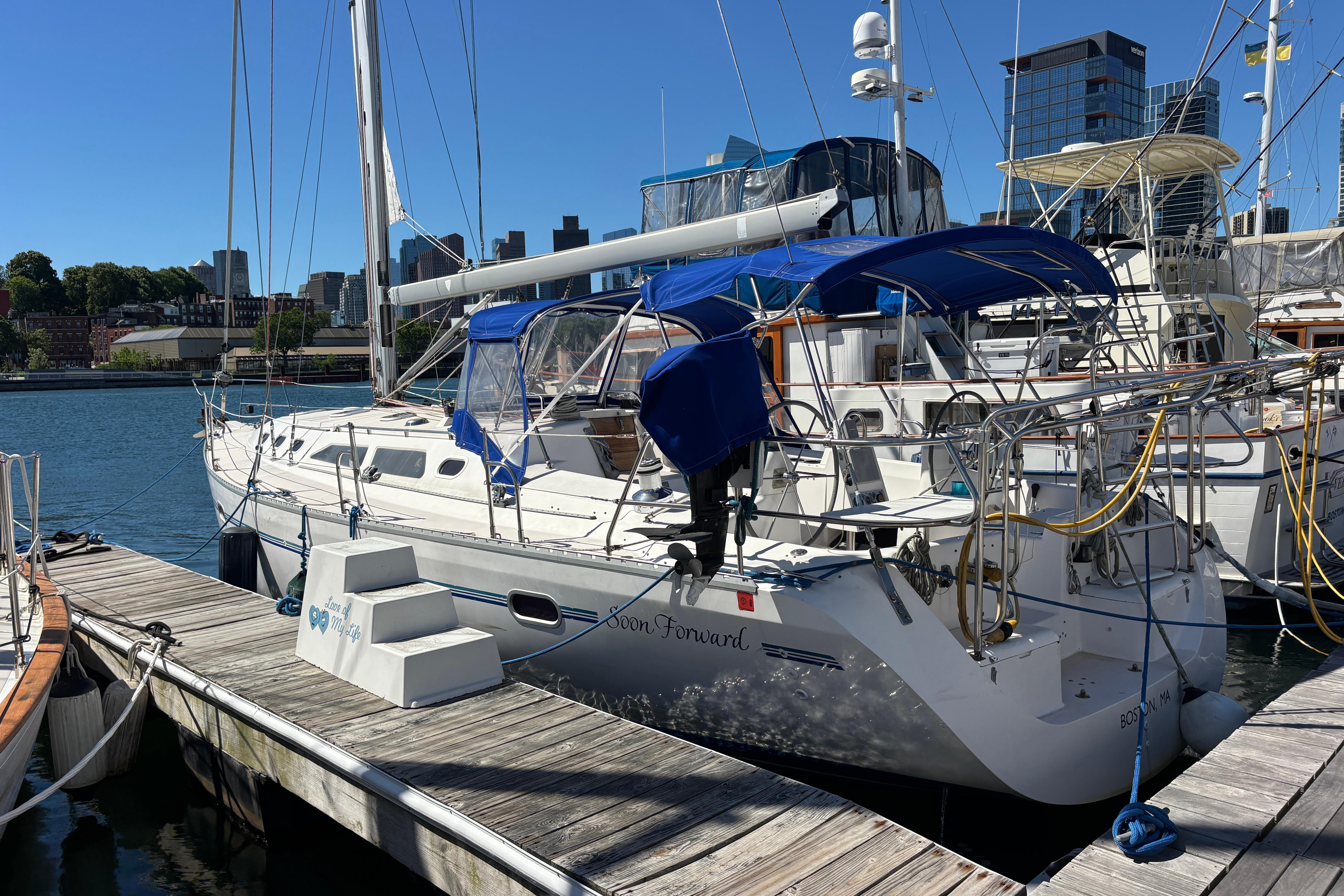 2000 Catalina 400 Mkii for sale in Charlestown, Massachusetts