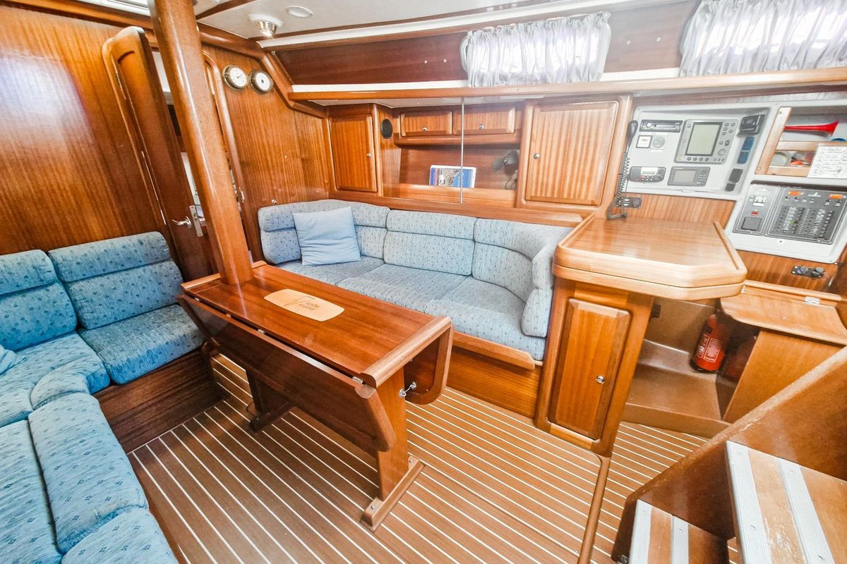 1999 Bavaria 38 Ocean