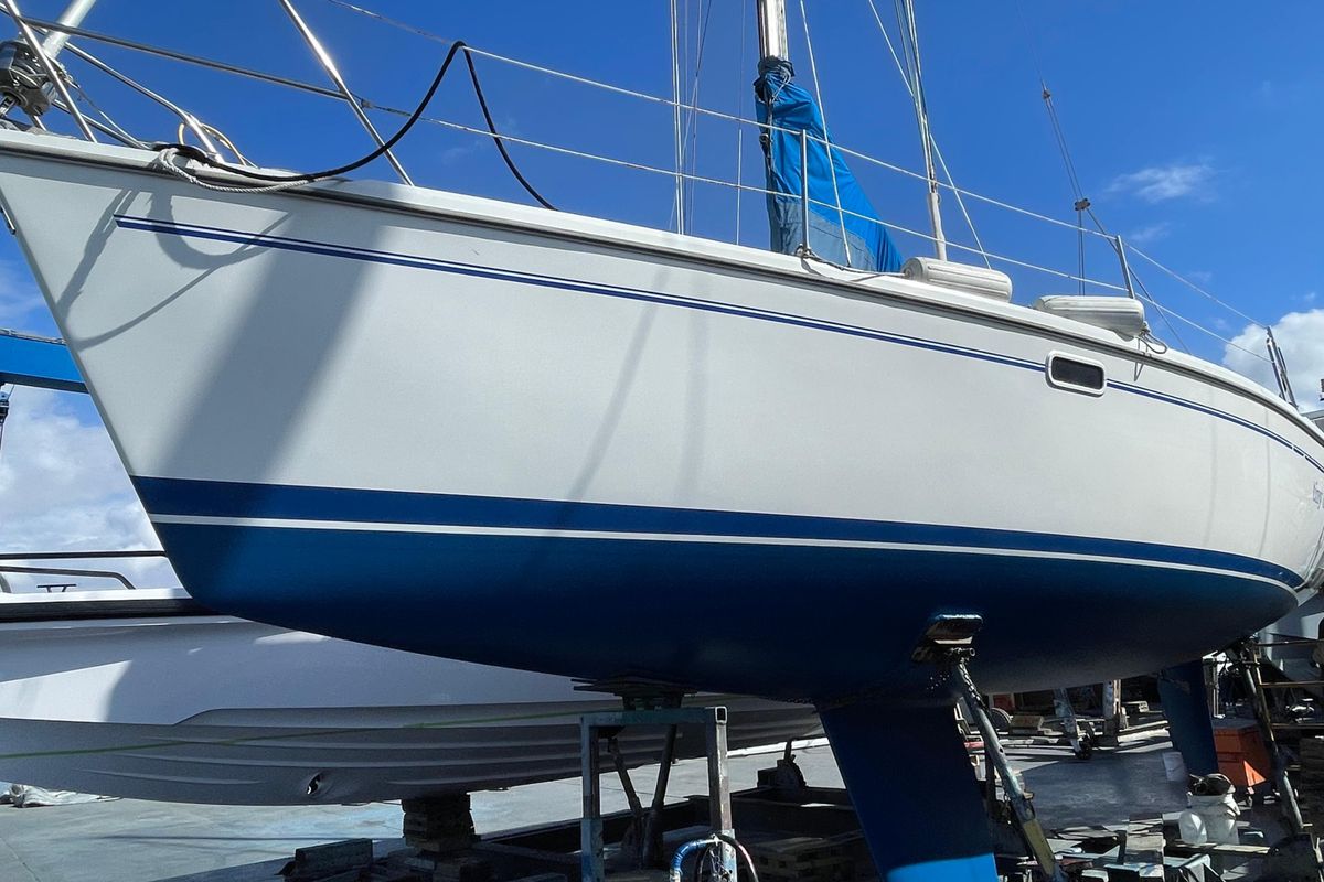 1999 Catalina 320