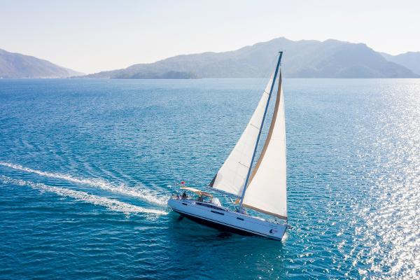 2013 Jeanneau 57 Boats
