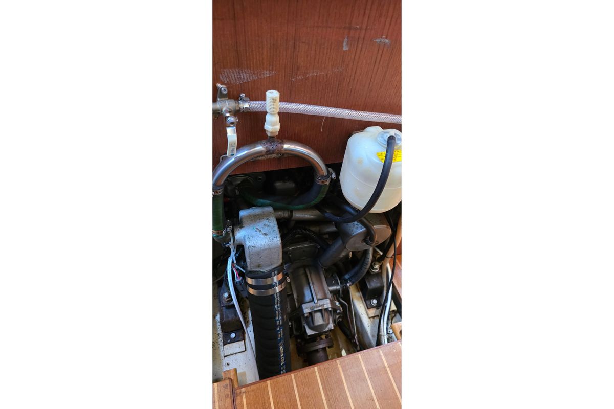 1998 Hunter 410